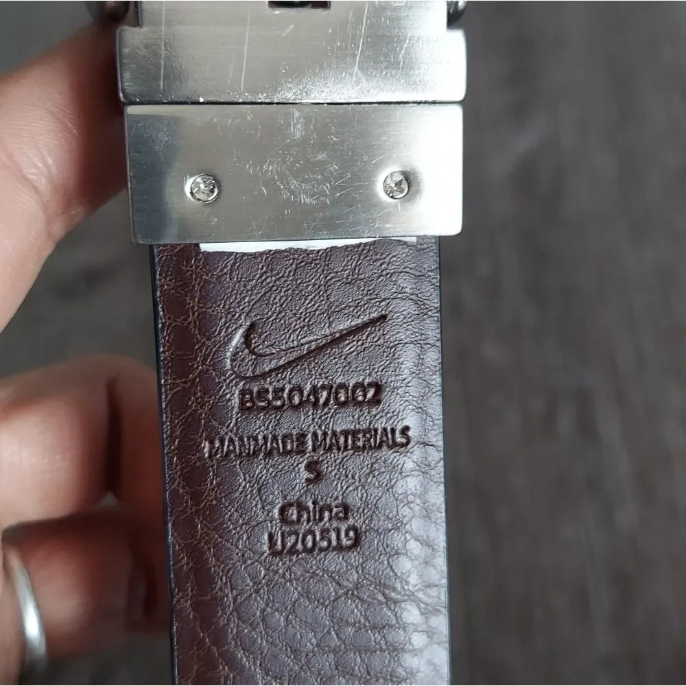 Nike Reversible Black Brown Faux Leather Belt Small